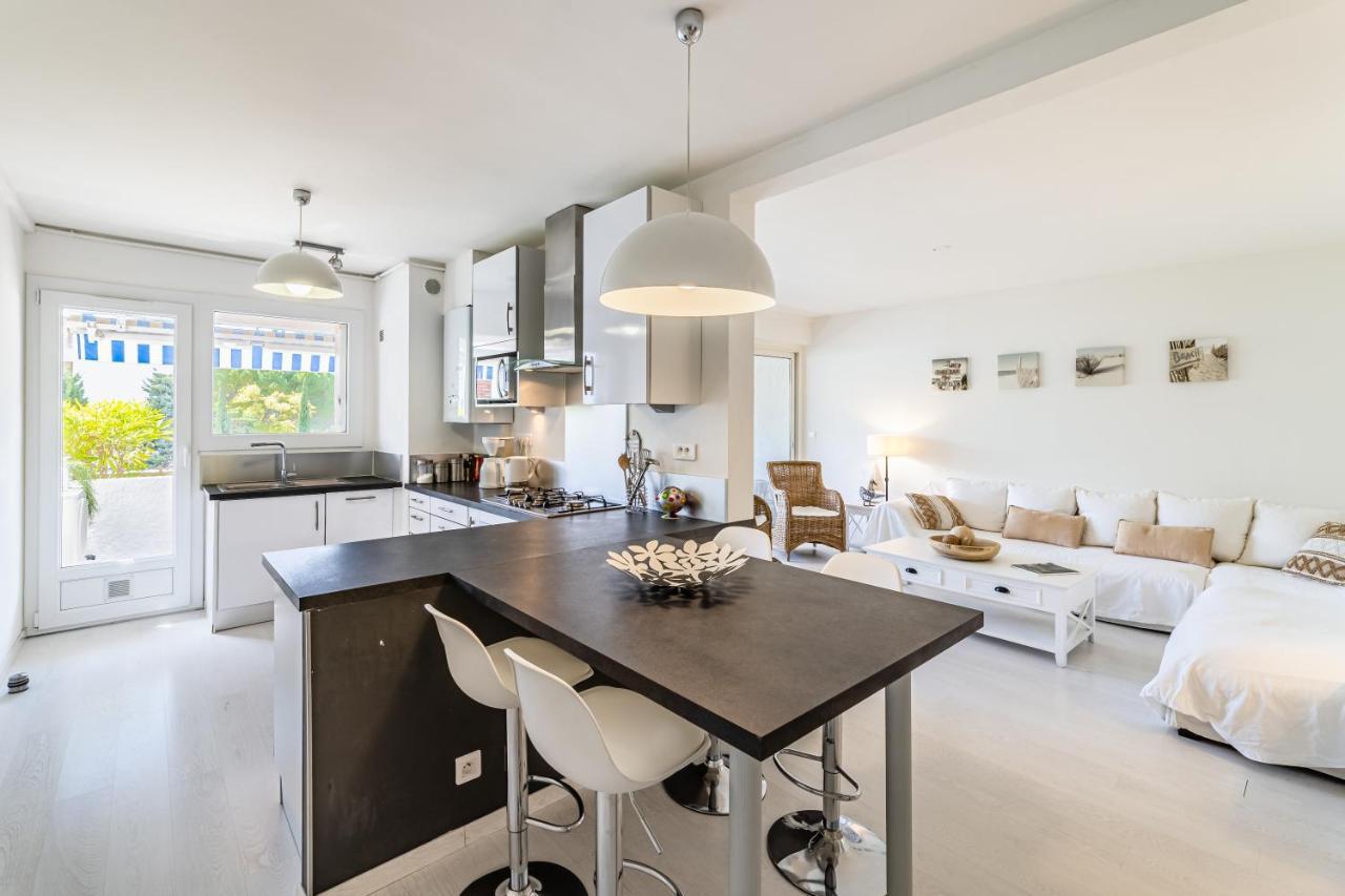 Cassis Center Apartment Екстериор снимка